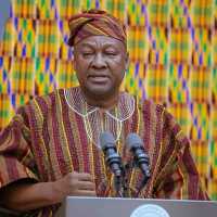 It's time to build 'an economic war chest' with our gold- Mahama