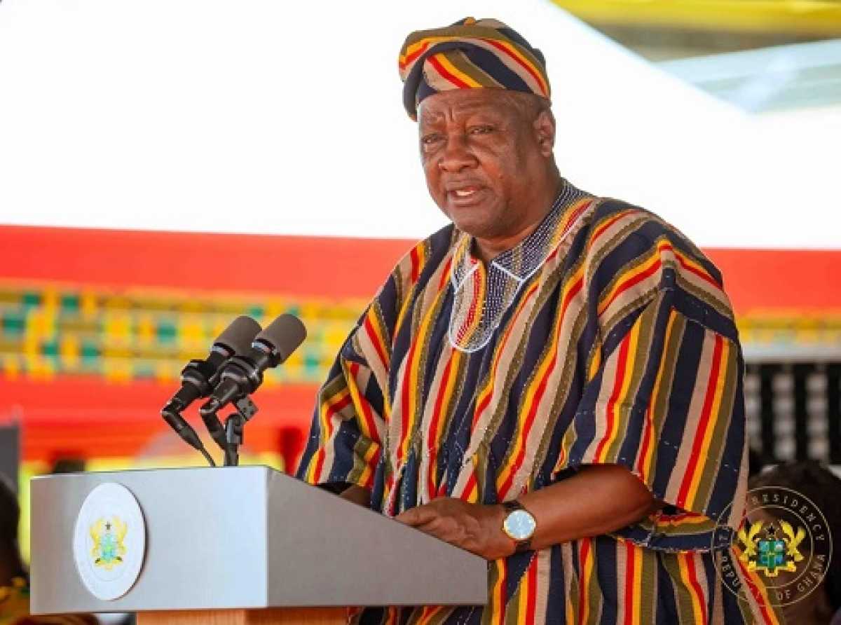 Global cocoa price slump a wake-up call for Ghana – Mahama pushes local processing