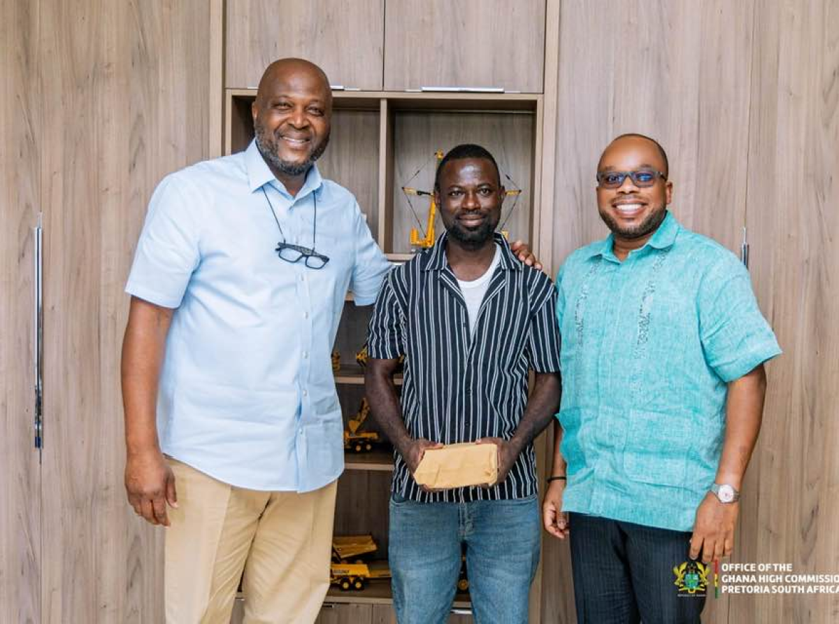Ibrahim Mahama gifts Xenophobia victim GH¢200,000, pledges to set him up as a distributor in construction supplies